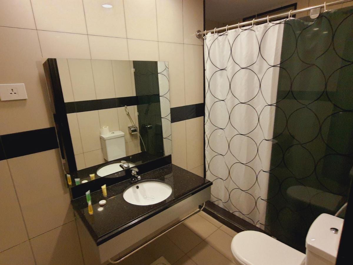 Отель Easy Амман